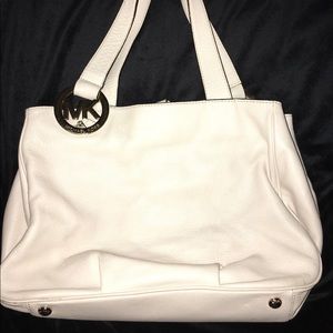 Michael Kors Cream Leather Pocketbook